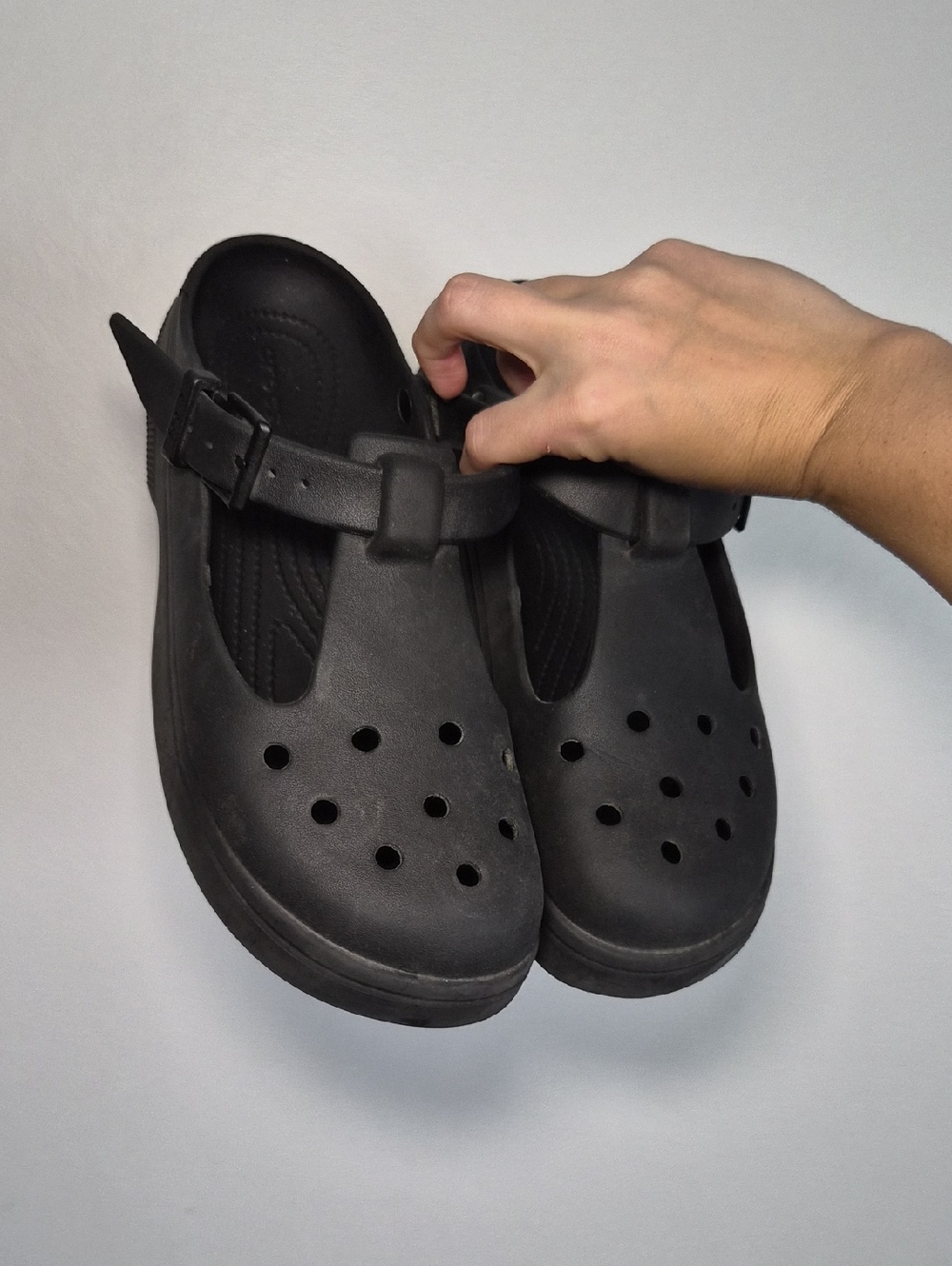 CROCS Black Textured Sole Close-Up 11W
